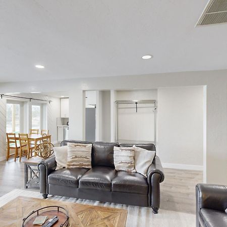 Sea Spray In Depoe Bay Apartment Exterior photo
