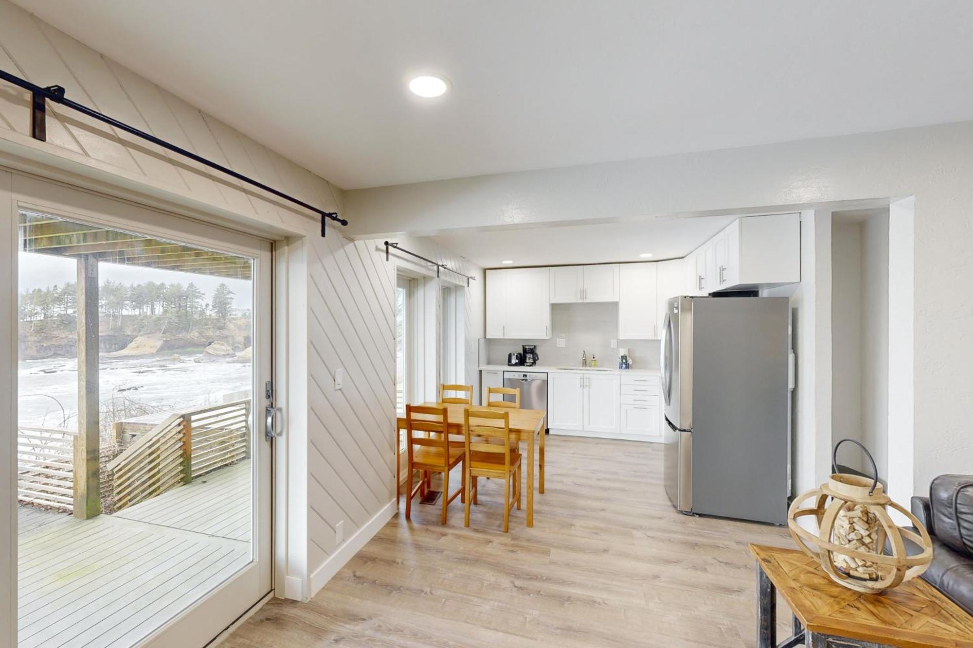 Sea Spray In Depoe Bay Apartment Exterior photo