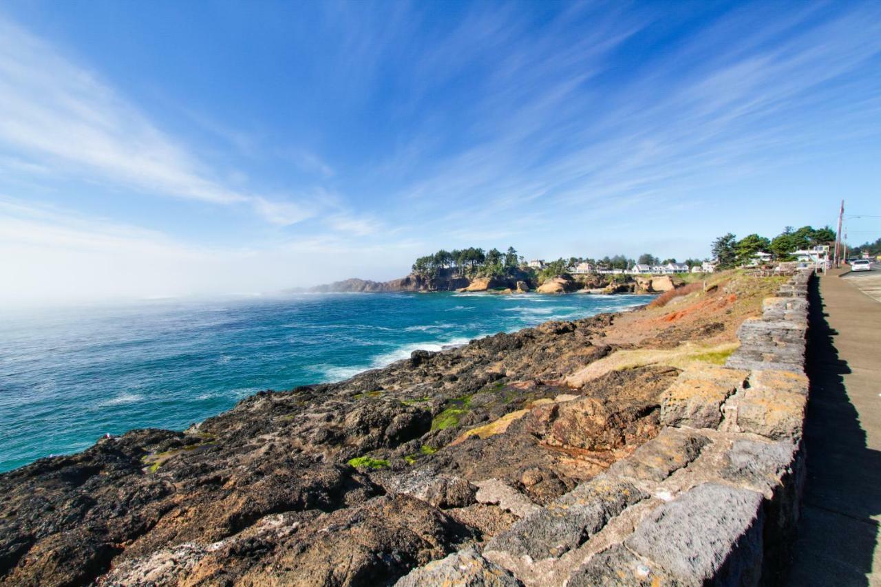 Sea Spray In Depoe Bay Apartment Exterior photo